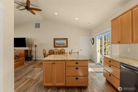 9973 Saska Way Entiat WA 98822
