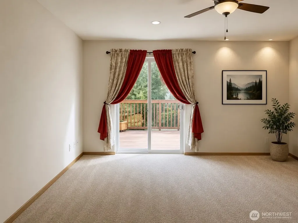 1961 NE Green Glen Lane Bremerton WA 98311