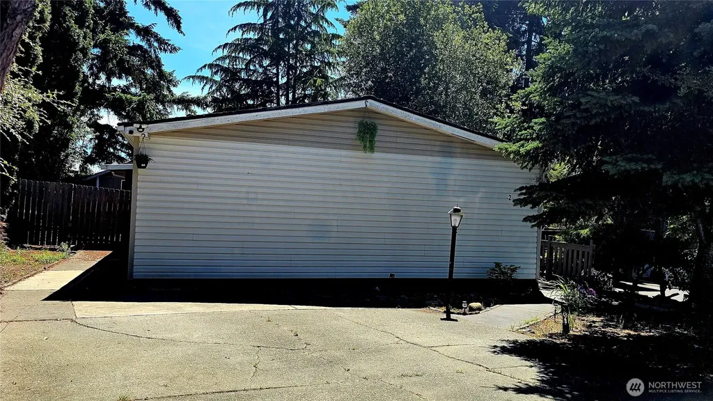 2431 S 371st Street Federal Way WA 98003