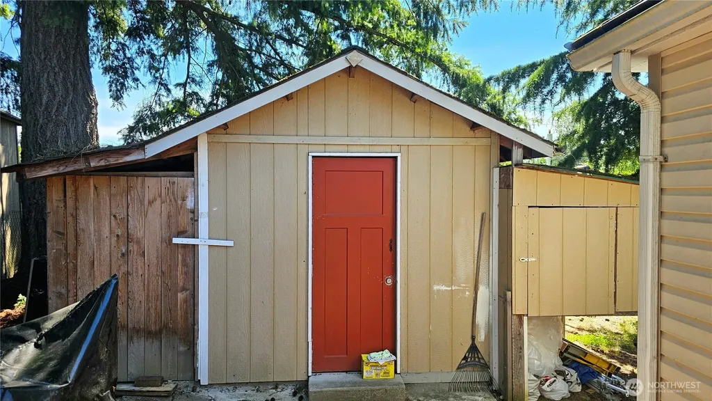 2431 S 371st Street Federal Way WA 98003