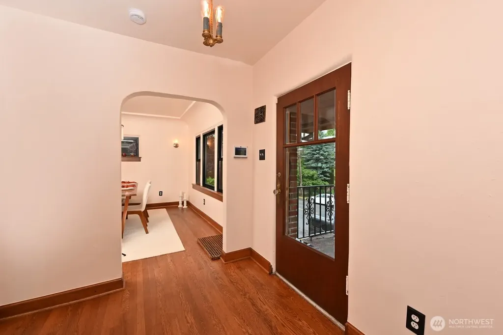 1543 31st Avenue S Seattle WA 98144