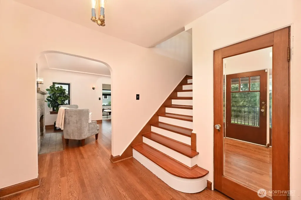 1543 31st Avenue S Seattle WA 98144