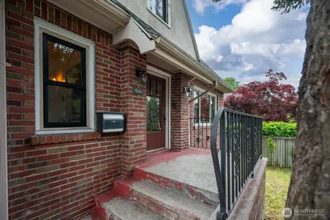1543 31st Avenue S Seattle WA 98144
