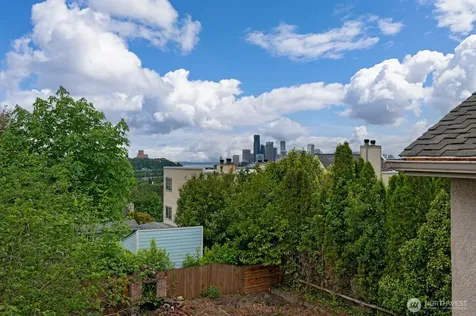 1543 31st Avenue S Seattle WA 98144