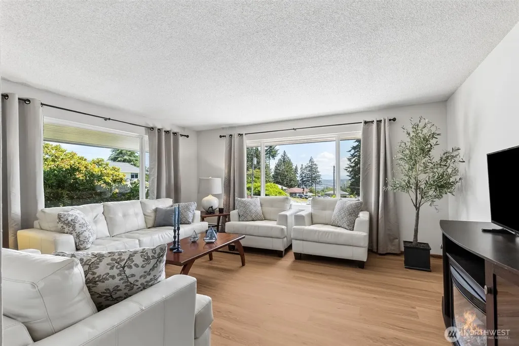 4319 S 177th Street Seatac WA 98188
