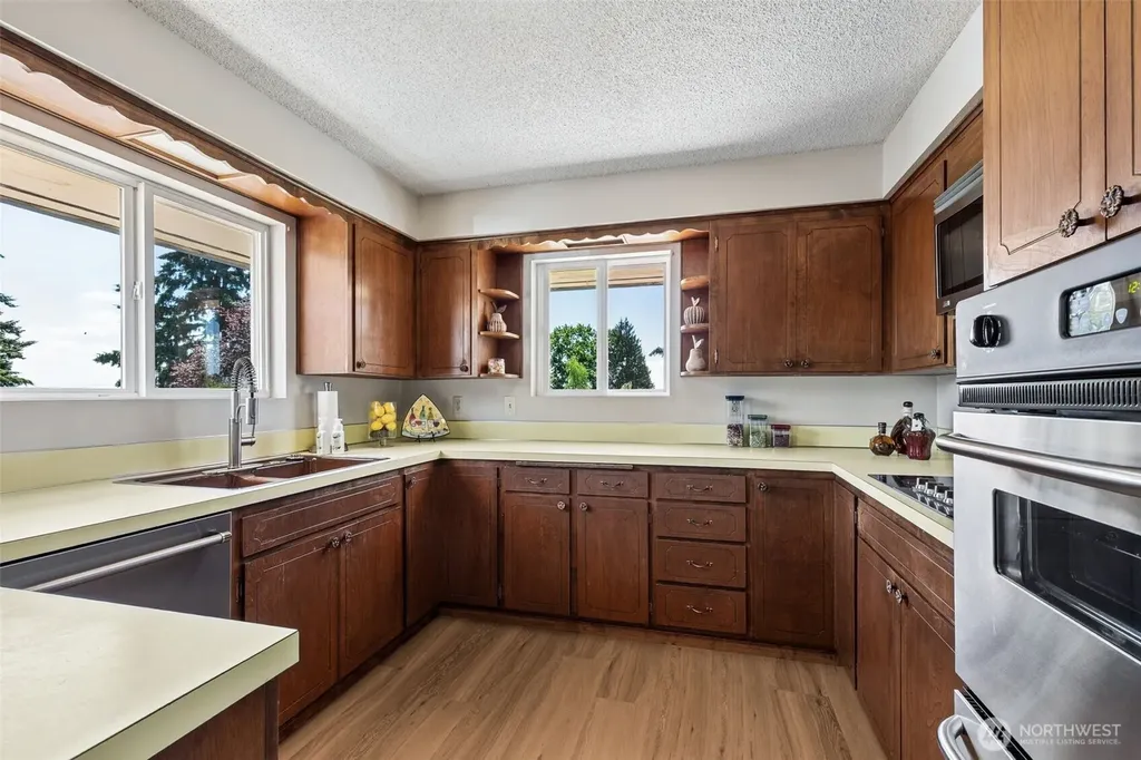 4319 S 177th Street Seatac WA 98188