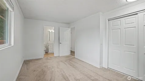 2233 184th Place SE Bothell WA 98012