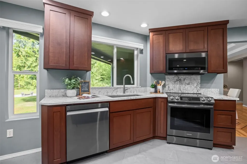 3809 234th Street NE Arlington WA 98223