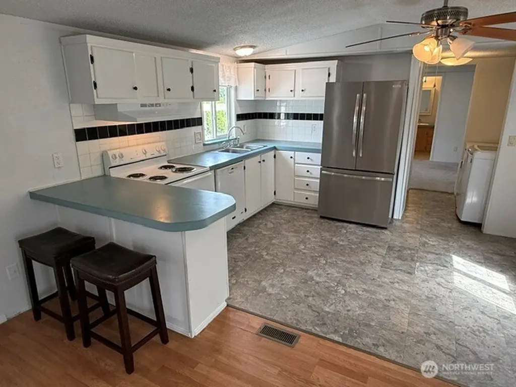 10517 62nd Street E Puyallup WA 98372