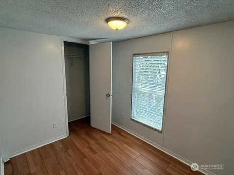 10517 62nd Street E Puyallup WA 98372