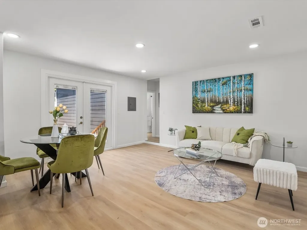505 Burnett Avenue S Renton WA 98057
