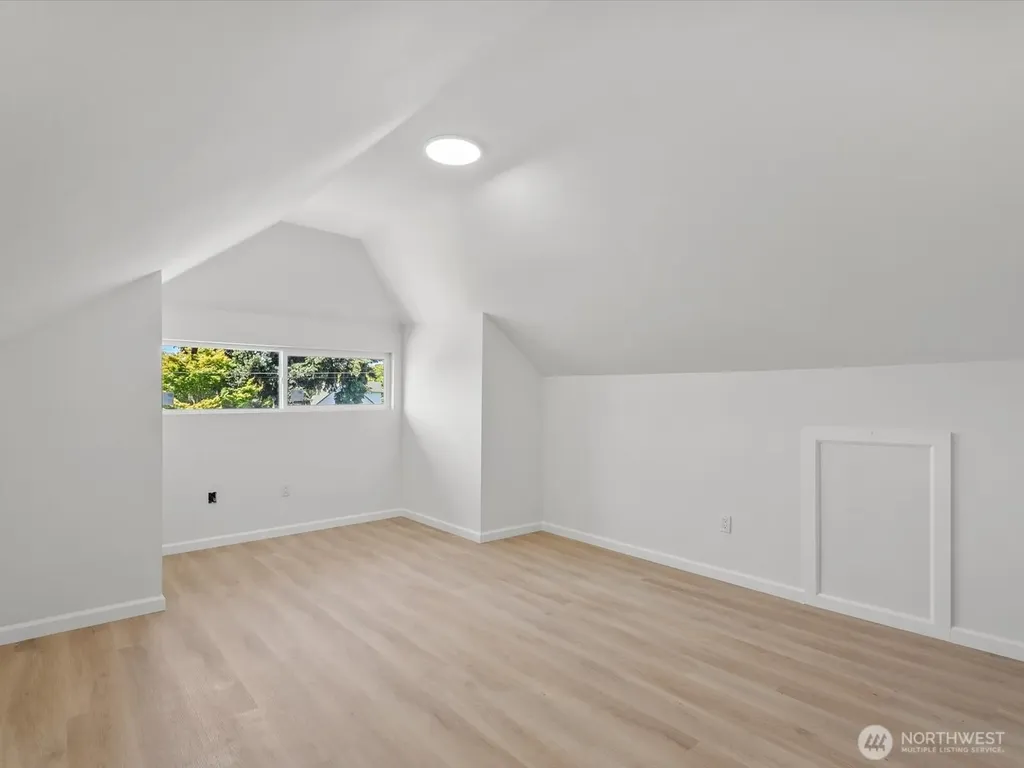 505 Burnett Avenue S Renton WA 98057