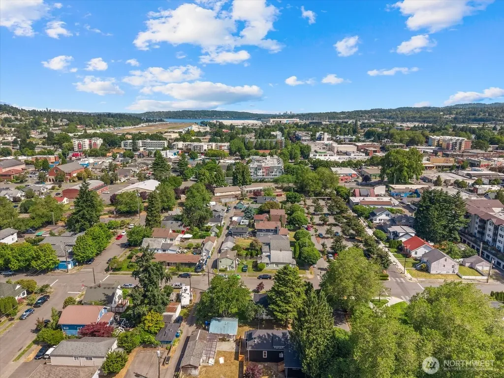 505 Burnett Avenue S Renton WA 98057