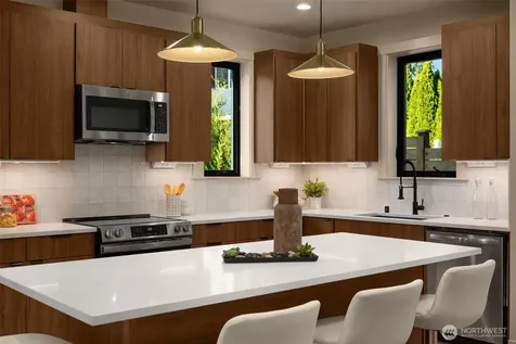 12908 NE 70th Place Kirkland WA 98033
