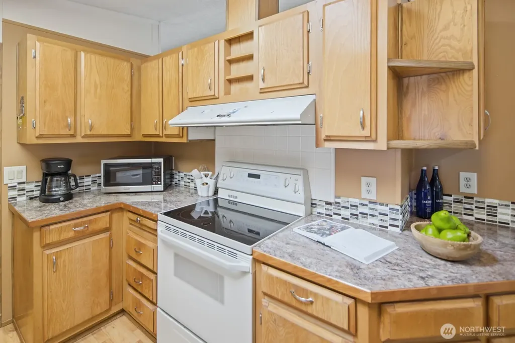 1427 100th Street SW Everett WA 98204