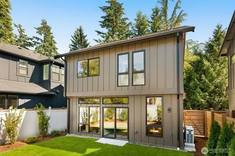 12910 NE 70th Place Kirkland WA 98033