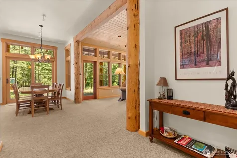 32 Foster Loop Road Winthrop WA 98862