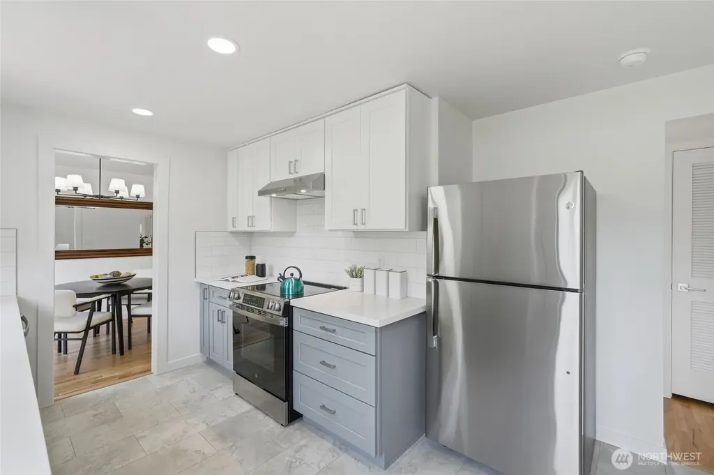 1220 NW 201st Street Shoreline WA 98177