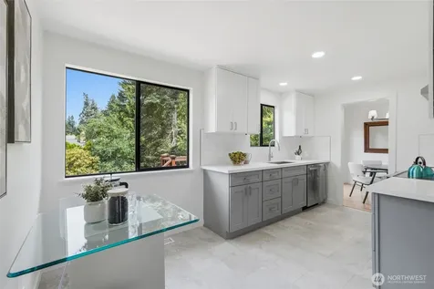 1220 NW 201st Street Shoreline WA 98177