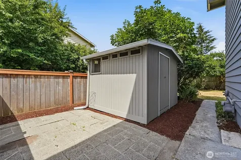 1220 NW 201st Street Shoreline WA 98177