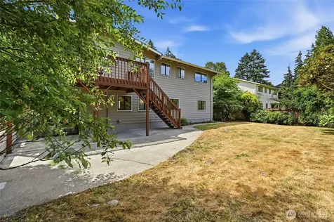 1220 NW 201st Street Shoreline WA 98177