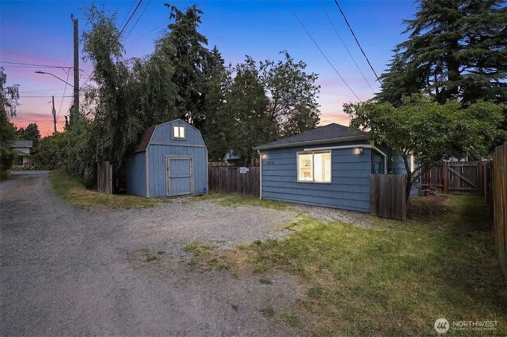 9745 Evanston Avenue N Seattle WA 98103