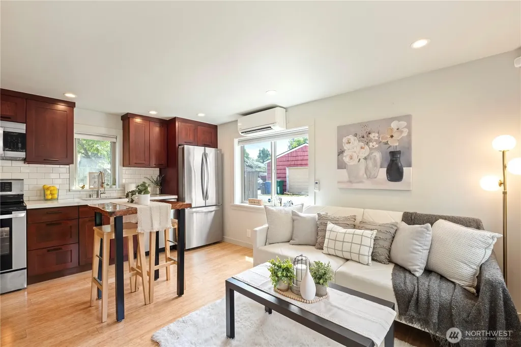 9745 Evanston Avenue N Seattle WA 98103