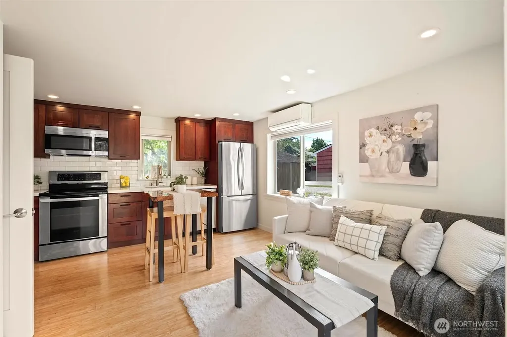 9745 Evanston Avenue N Seattle WA 98103