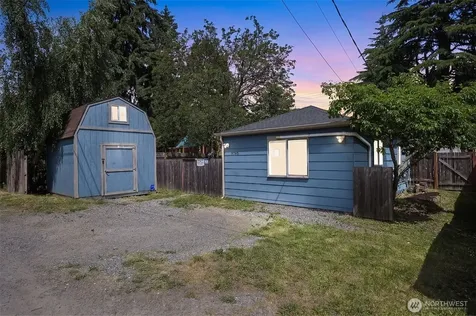 9745 Evanston Avenue N Seattle WA 98103