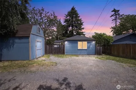 9745 Evanston Avenue N Seattle WA 98103
