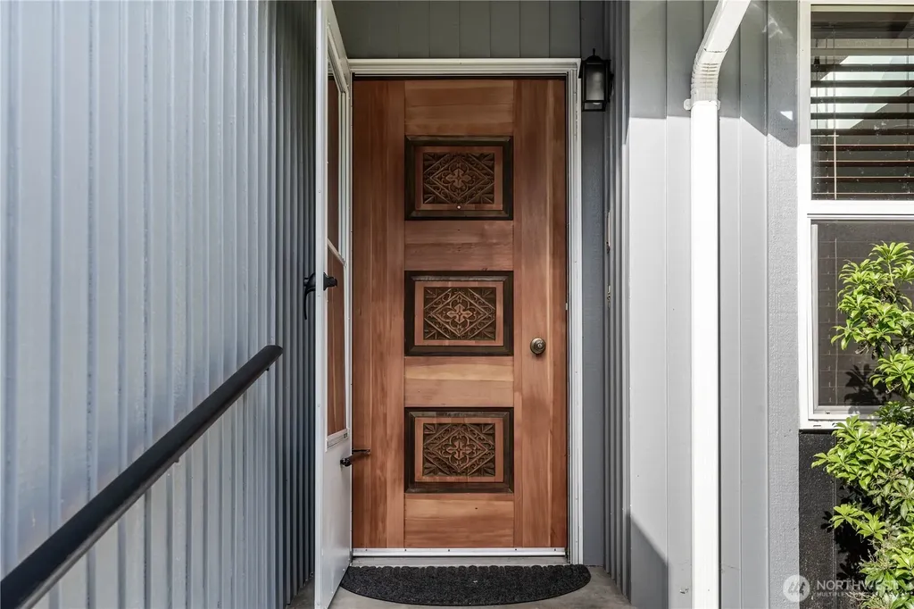 7102 48th Avenue E Tacoma WA 98443