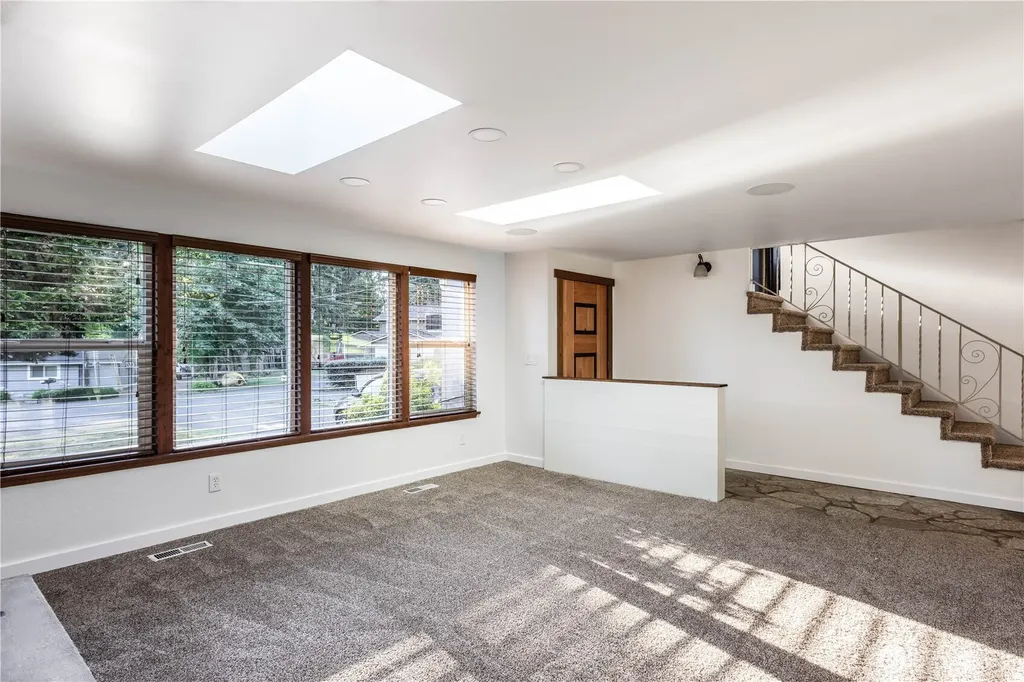 7102 48th Avenue E Tacoma WA 98443