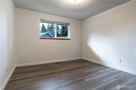 7102 48th Avenue E Tacoma WA 98443