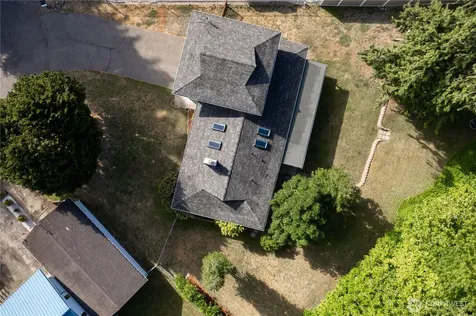7102 48th Avenue E Tacoma WA 98443