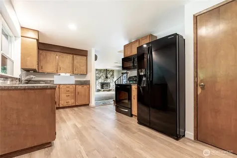 7102 48th Avenue E Tacoma WA 98443