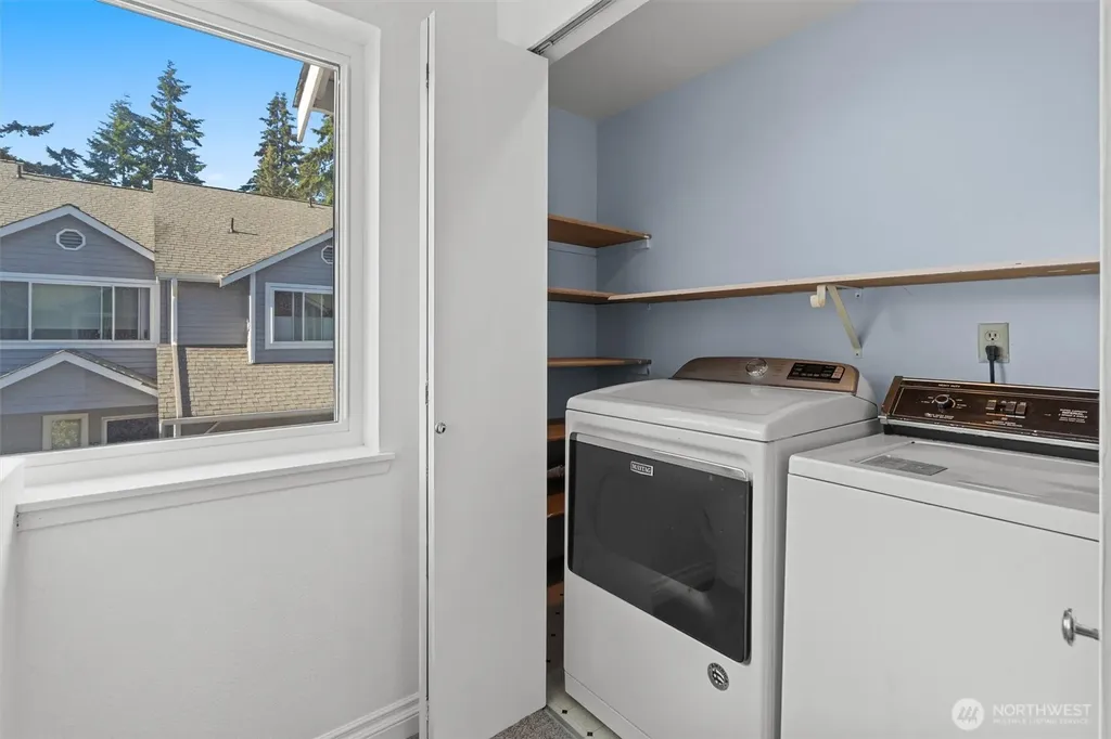 21116 80th Avenue W Edmonds WA 98026