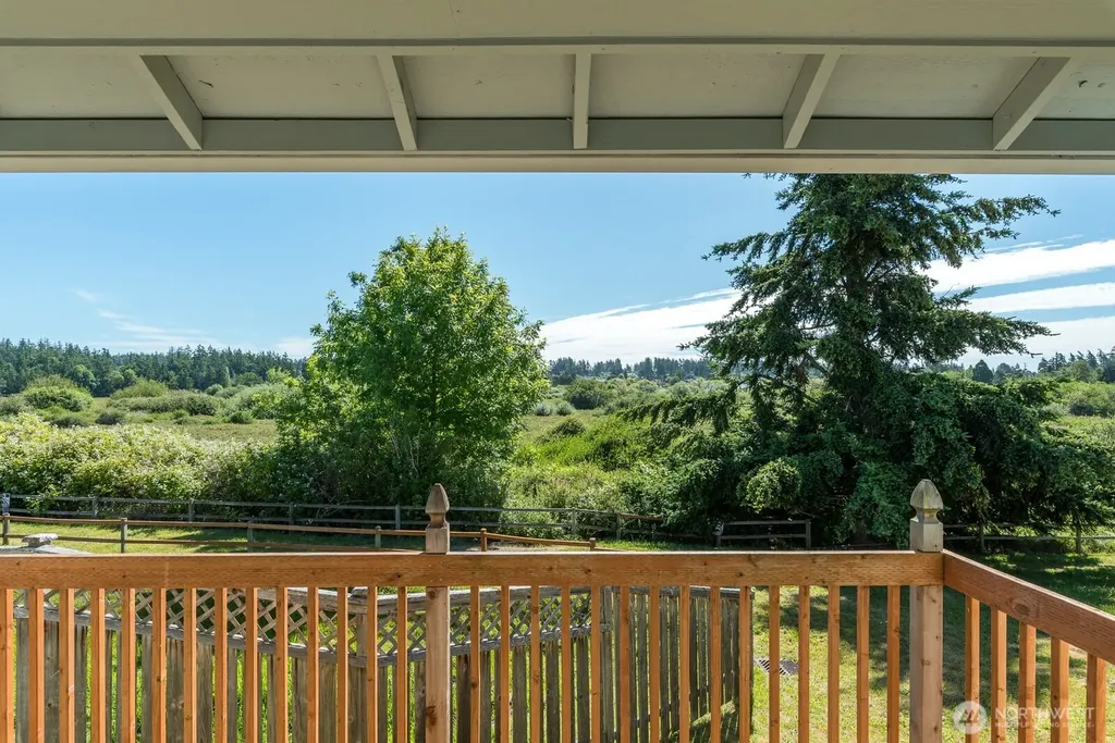 942 NE Cordero Place Oak Harbor WA 98277