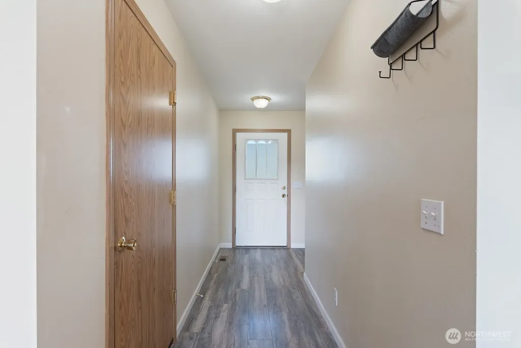 942 NE Cordero Place Oak Harbor WA 98277
