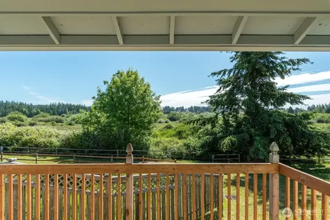 942 NE Cordero Place Oak Harbor WA 98277
