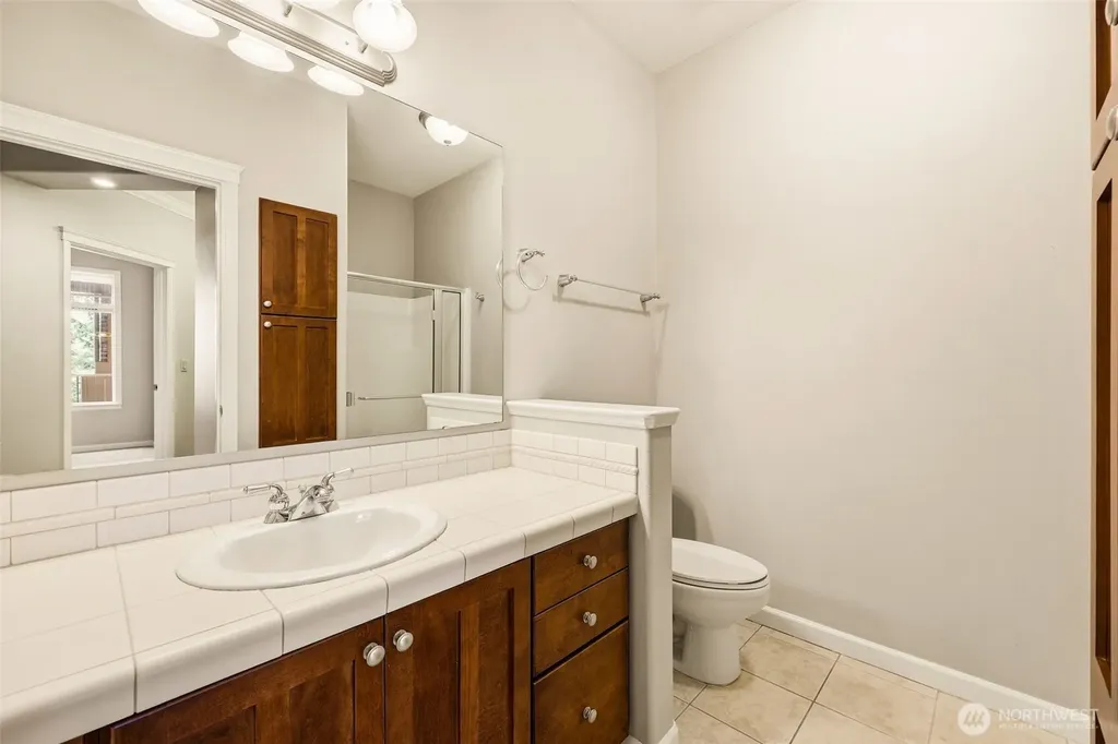 2440 S Steele Street Tacoma WA 98405
