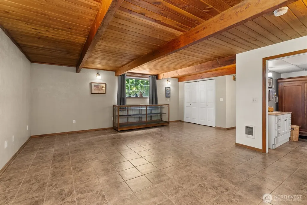 21016 E 26th Avenue Spanaway WA 98387