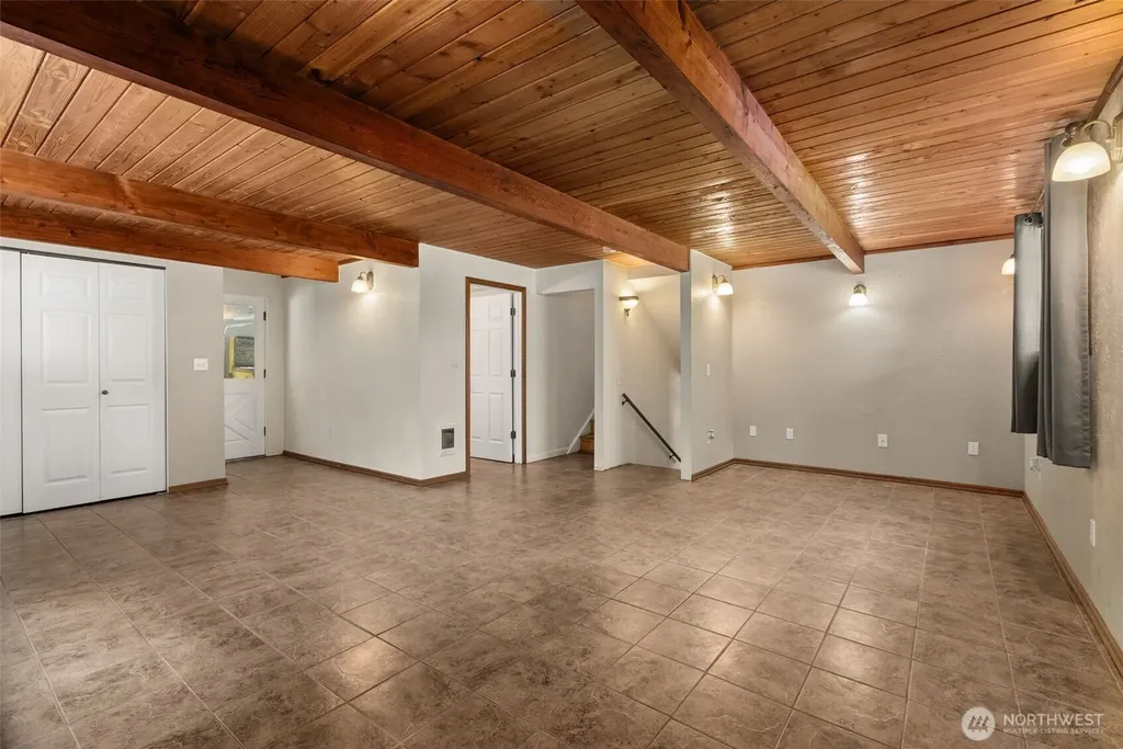 21016 E 26th Avenue Spanaway WA 98387