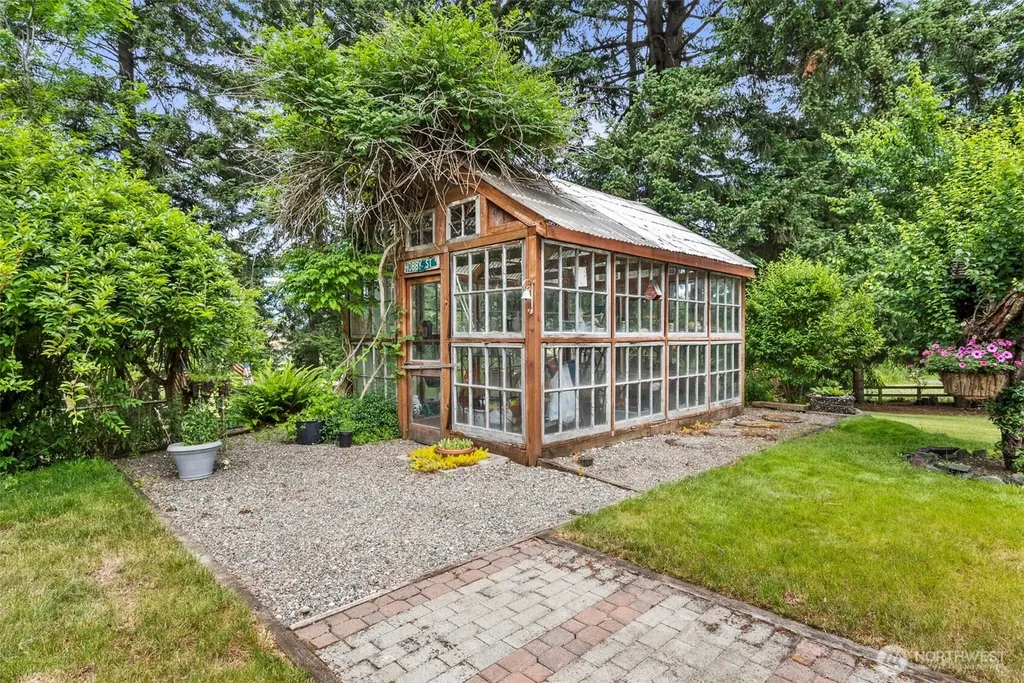 21016 E 26th Avenue Spanaway WA 98387