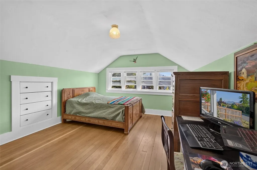 237 W Third Street Port Angeles WA 98362