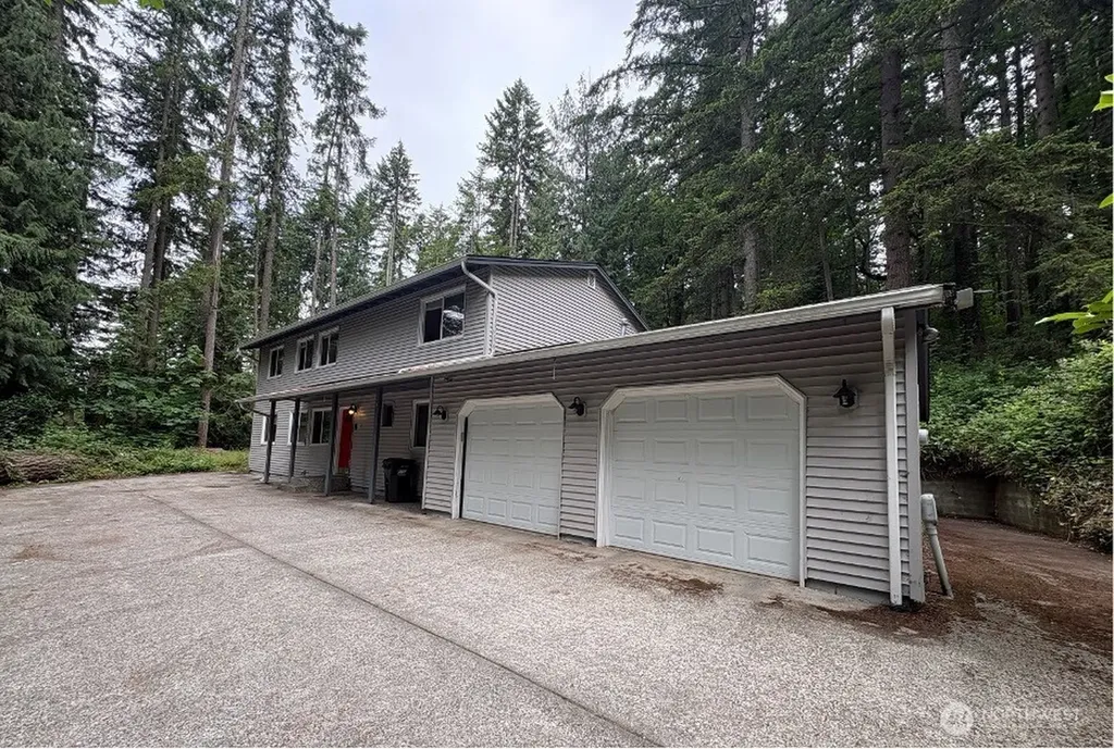24404 SE Mirrormont Boulevard Issaquah WA 98027