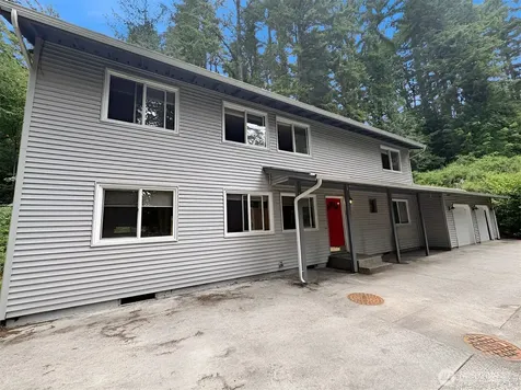 24404 SE Mirrormont Boulevard Issaquah WA 98027