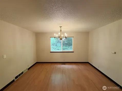 24404 SE Mirrormont Boulevard Issaquah WA 98027