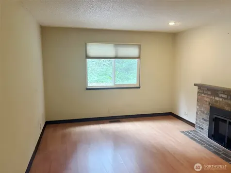 24404 SE Mirrormont Boulevard Issaquah WA 98027