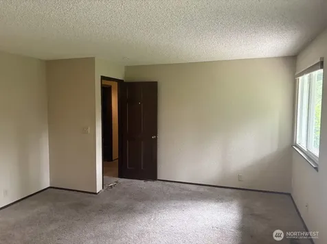 24404 SE Mirrormont Boulevard Issaquah WA 98027
