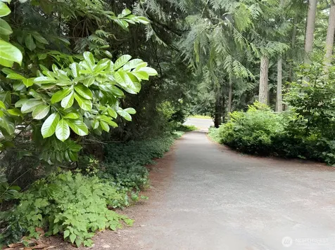 24404 SE Mirrormont Boulevard Issaquah WA 98027